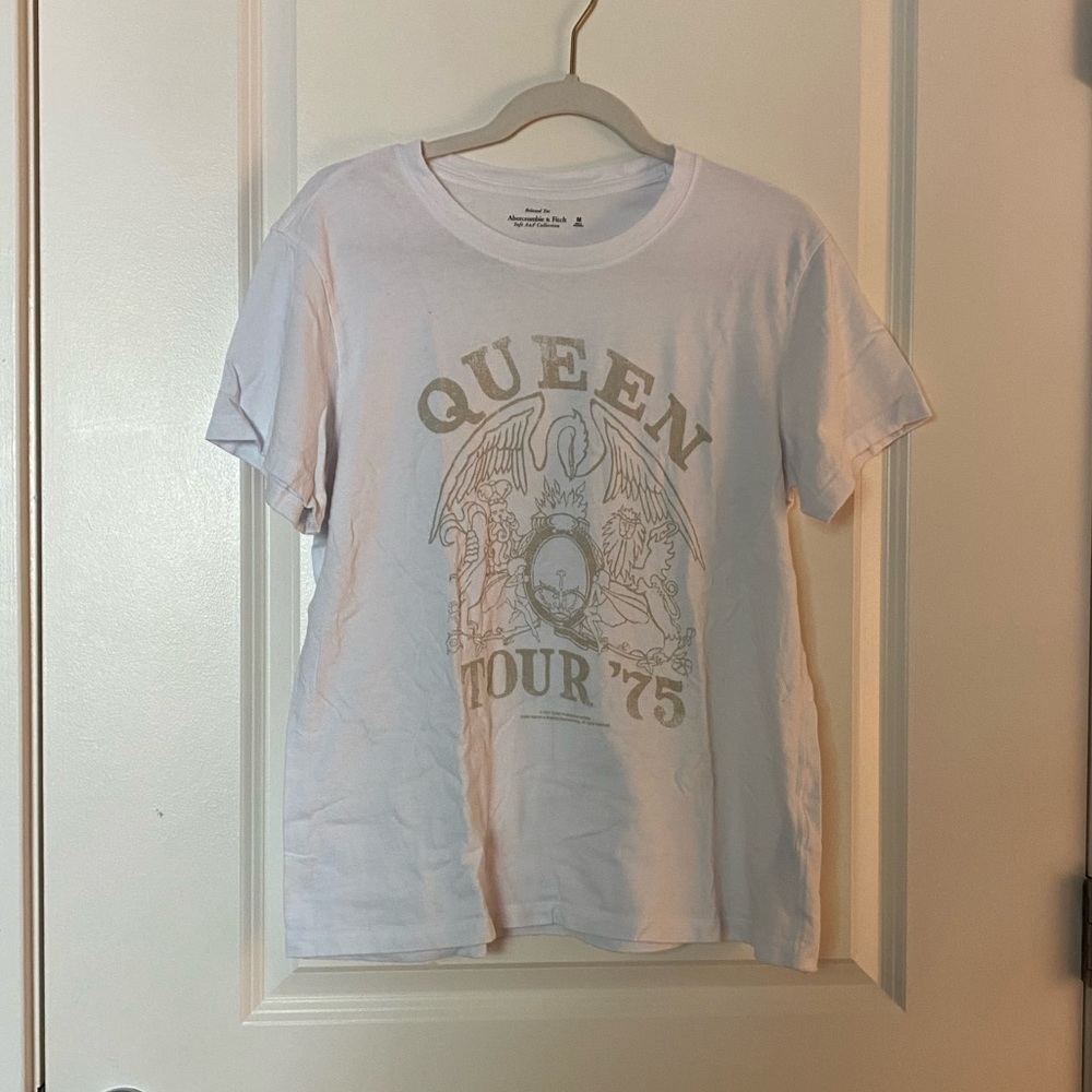 Abercrombie and Fitch Cotton Band T-Shirt Size M